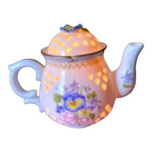 Vintage Avon Luminaire Violets Teapot Approx 6"W x 5" Tall